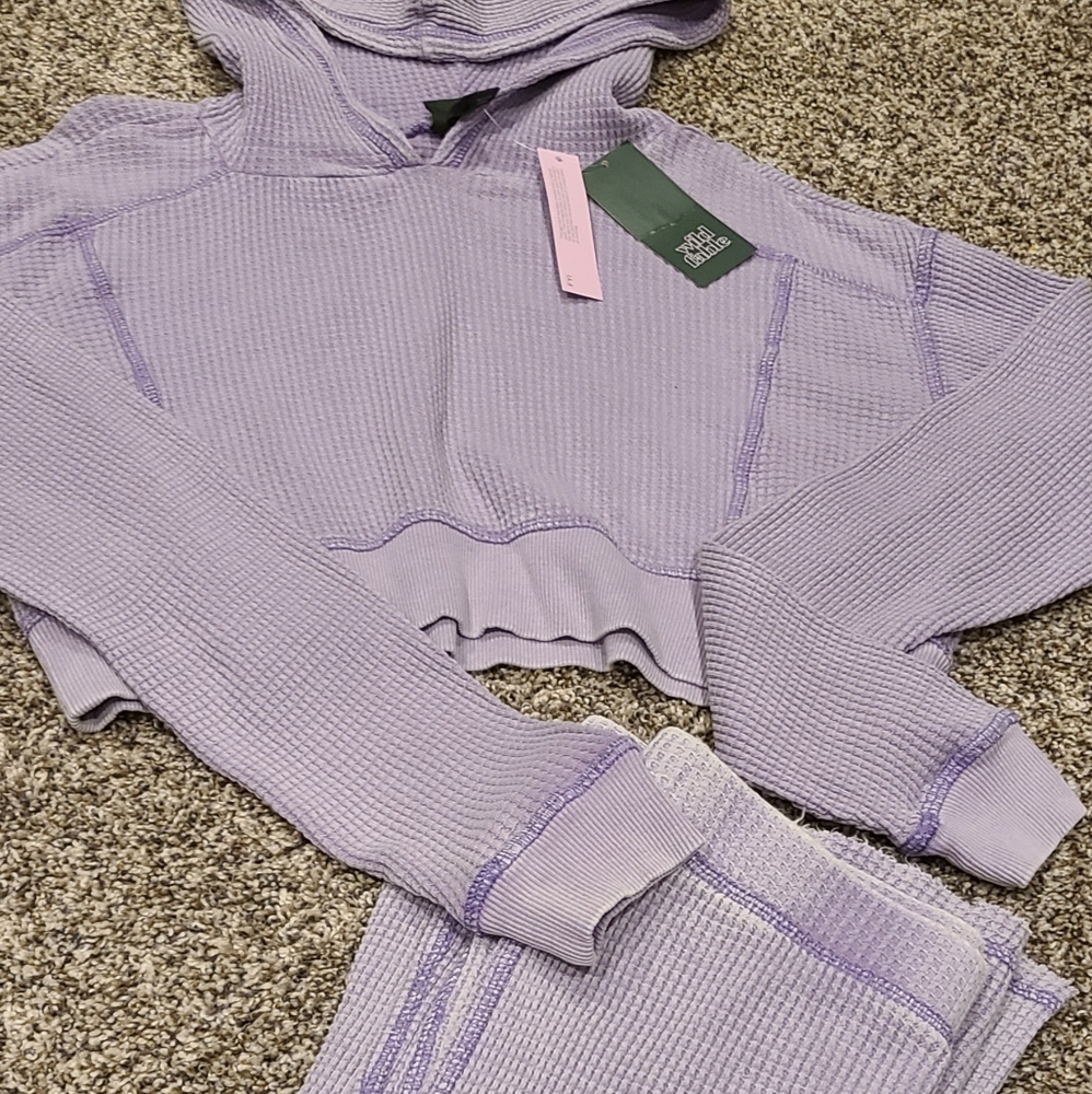 Wild Fable Women Hood Crop Top & Pant Lounge Set - Picture 6 of 7